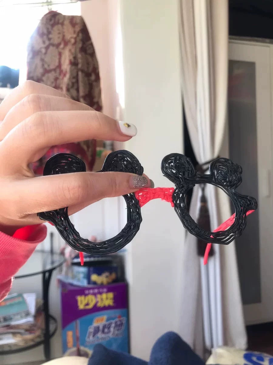 Des lunettes de fête faites maison